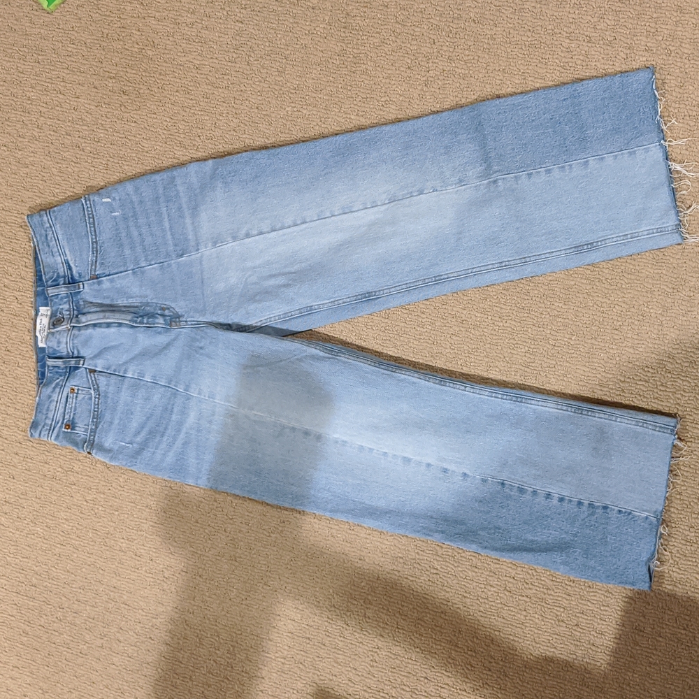 Abercrombie & Fitch Crop Wide Leg Ultra High Rise Jeans